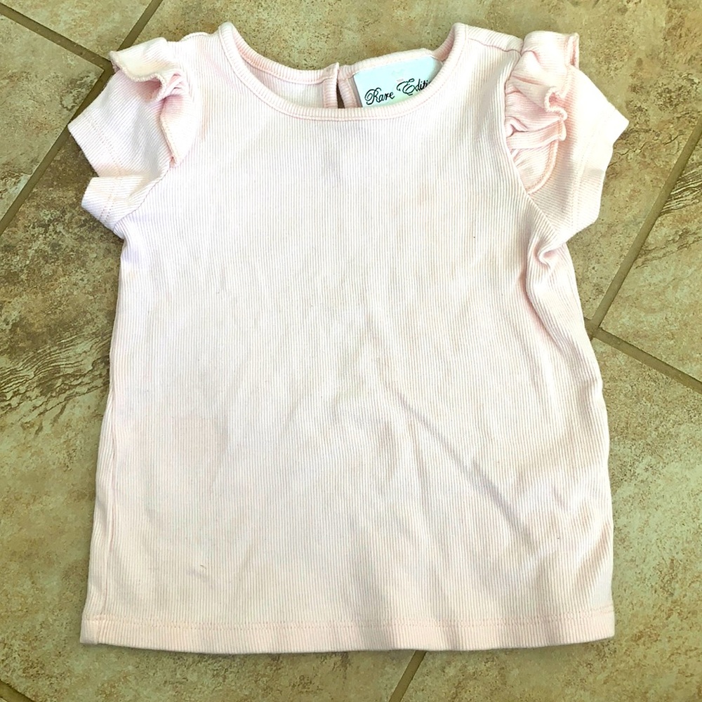 🎉10 for $10🎉 2T pink short sleeve ruffle shirt